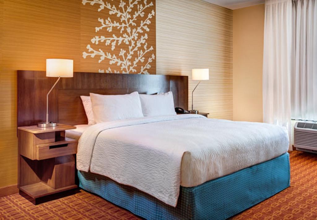 Fairfield Inn & Suites By Marriott Springfield Northampton/Amherst Екстер'єр фото